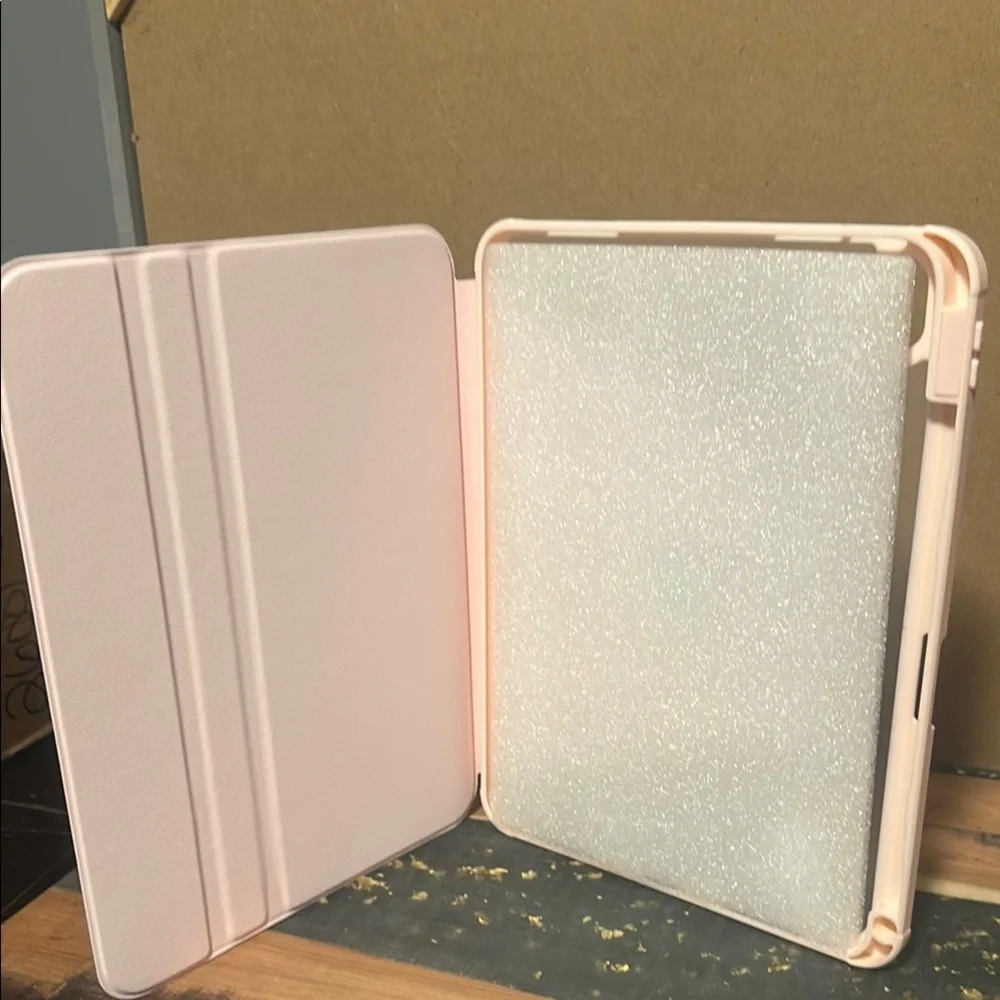 Angel/stitch iPad cover